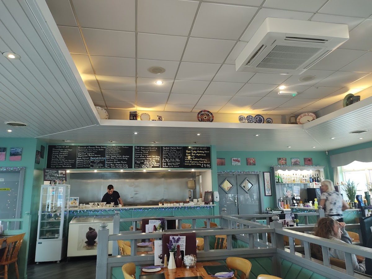 Poppy's Restaurant