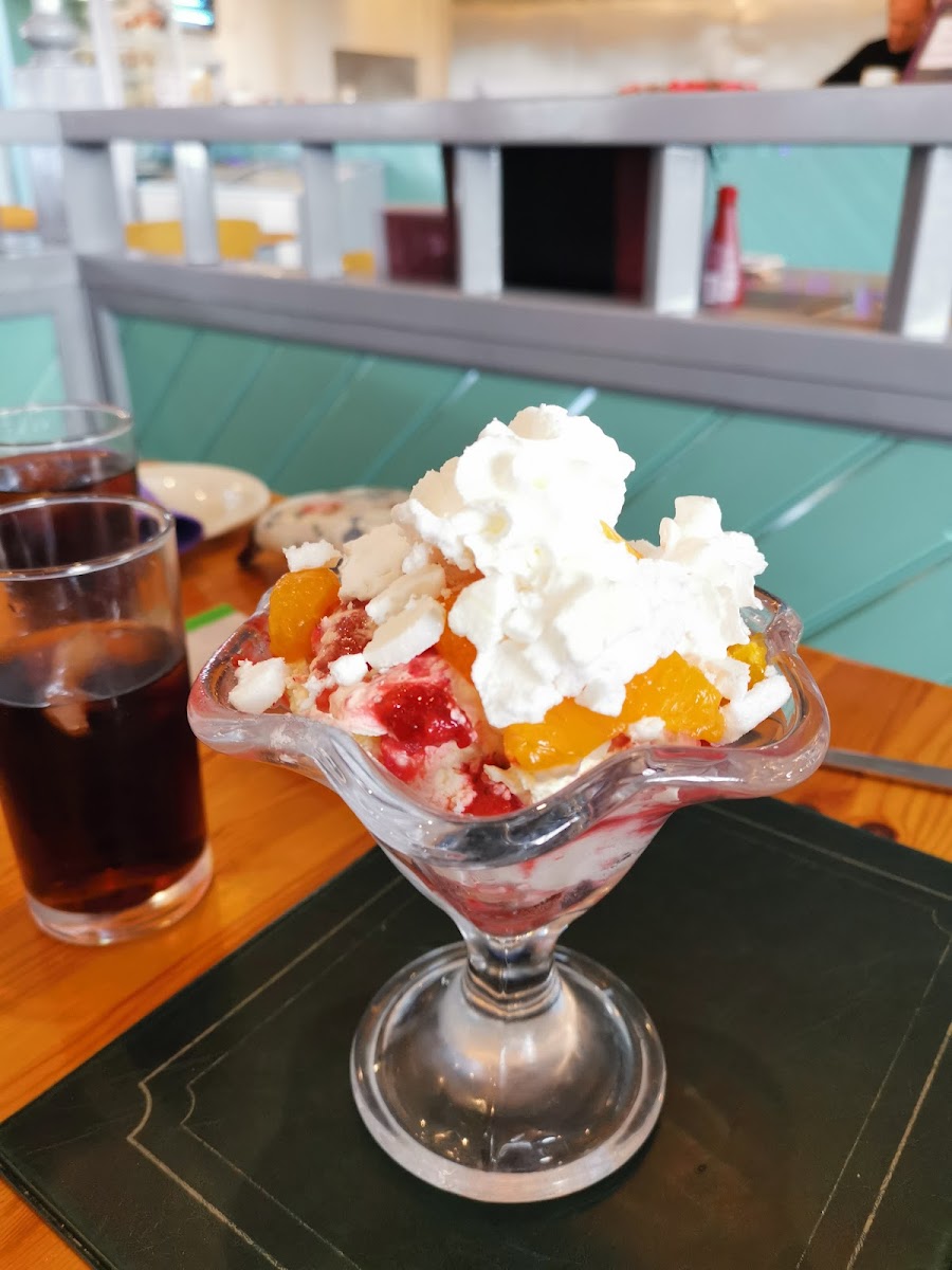 Poppy's Restaurant - Photo 5