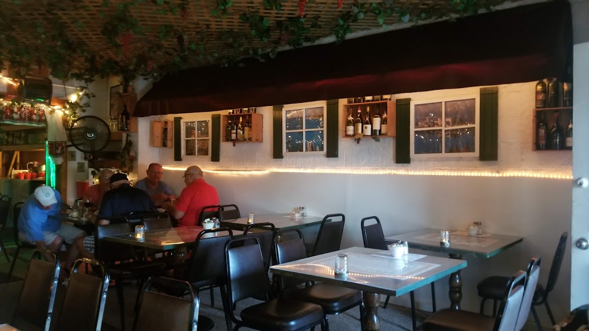 Piero's Pasta House - Photo 6