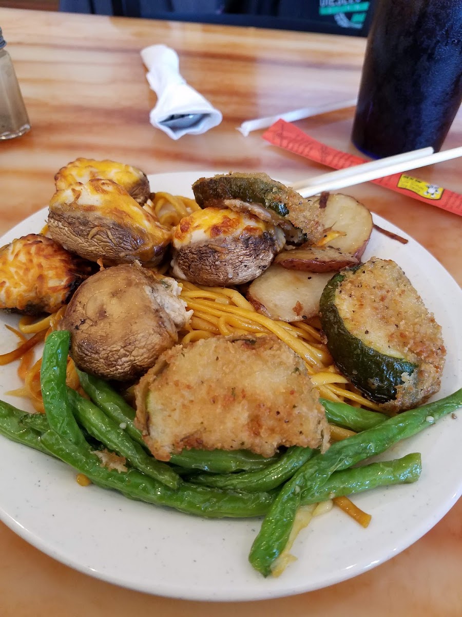 King Buffet And Mongolian Grill - Photo 9