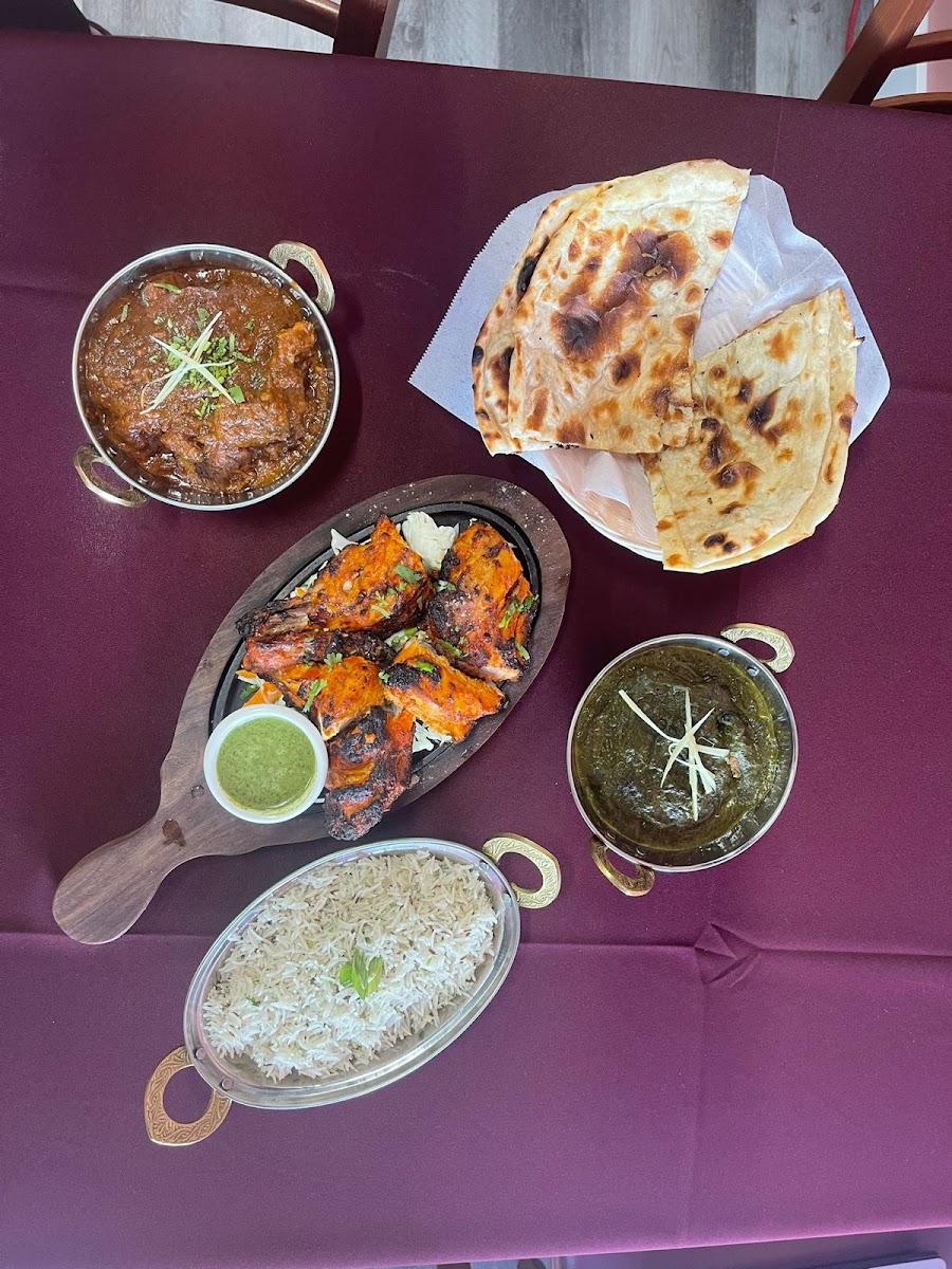 DESI FLAMES AND SWEETS - Photo 7