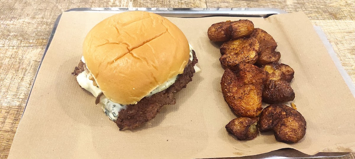 Wawa Smash Burger - Photo 5
