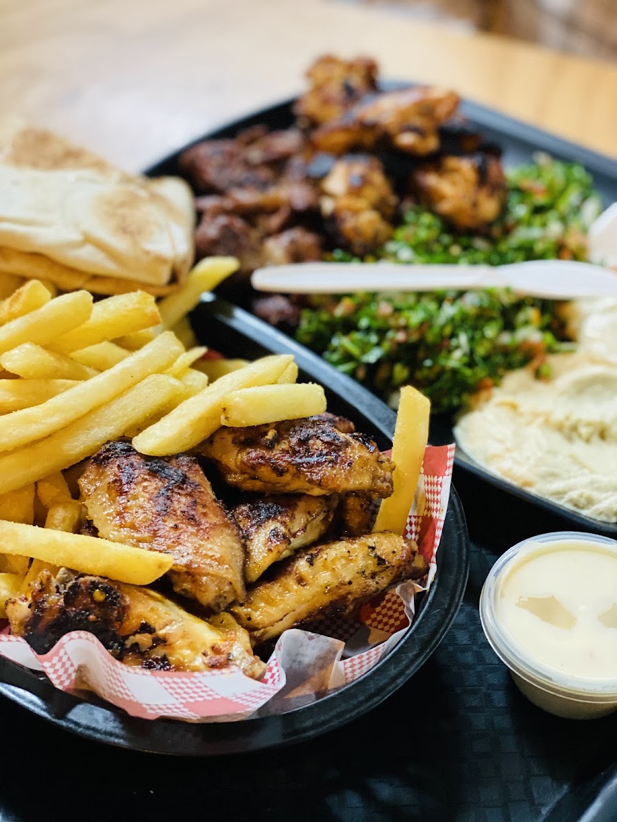 Sydneys Wings And Things - Photo 2