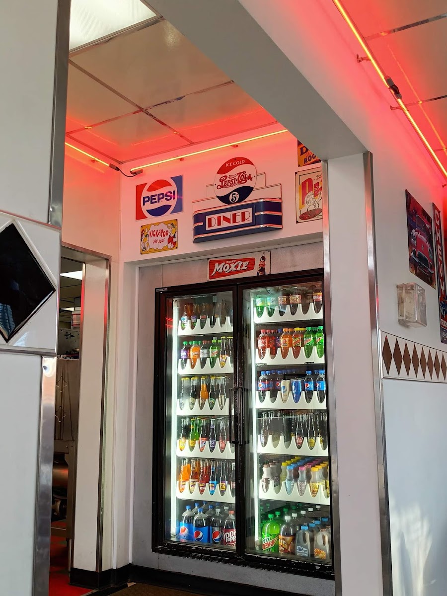 Small Town Pizza - Photo 3