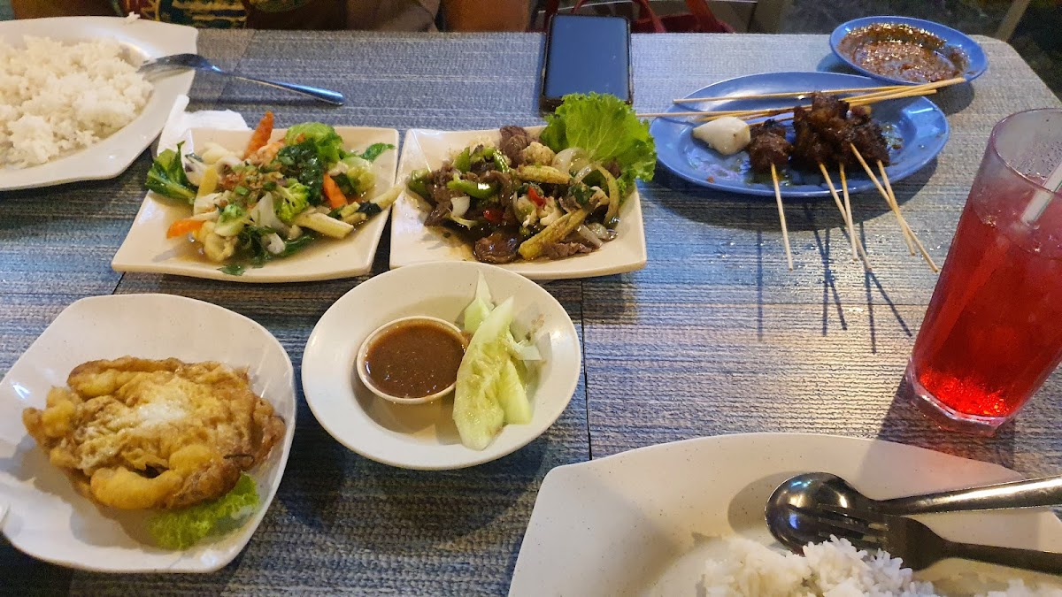 Restoran Port Tomyam & Western - Photo 2