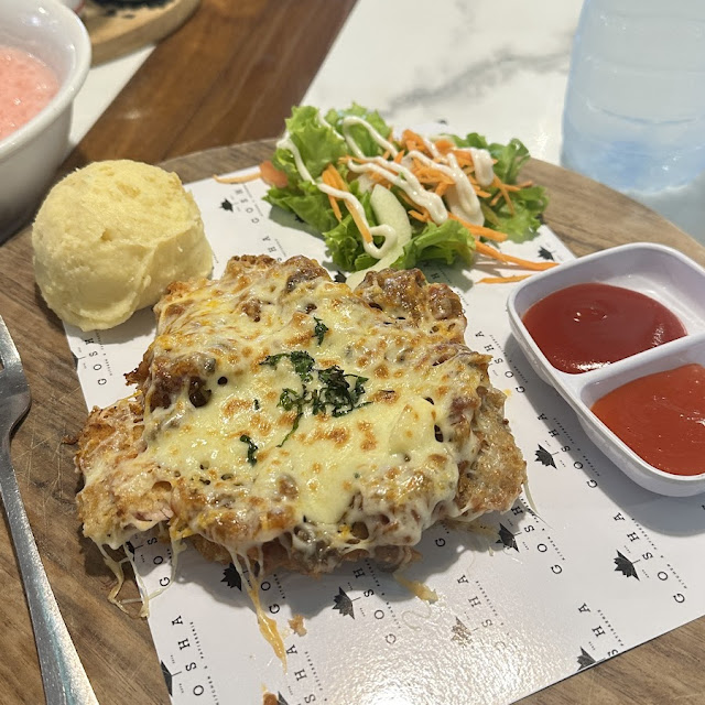 Chicken Parmigiana
