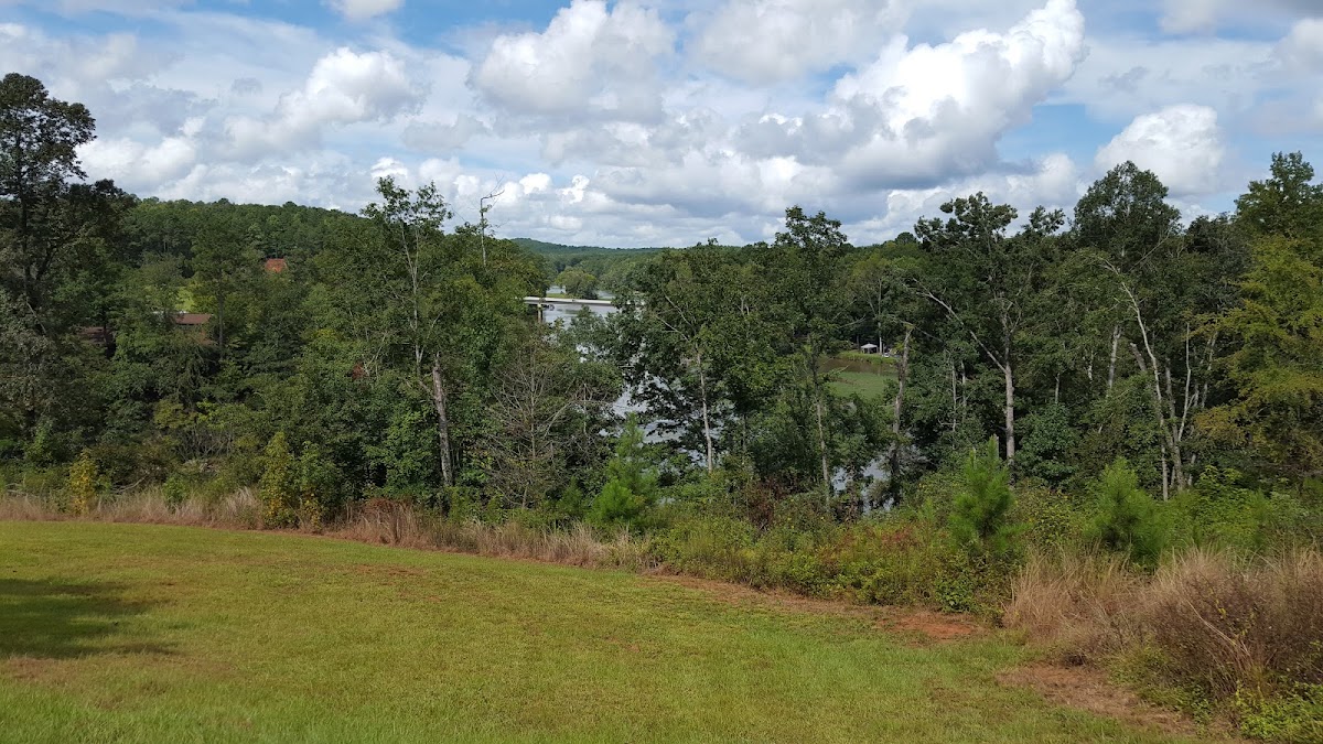 Riverbend Restaurant - Photo 9