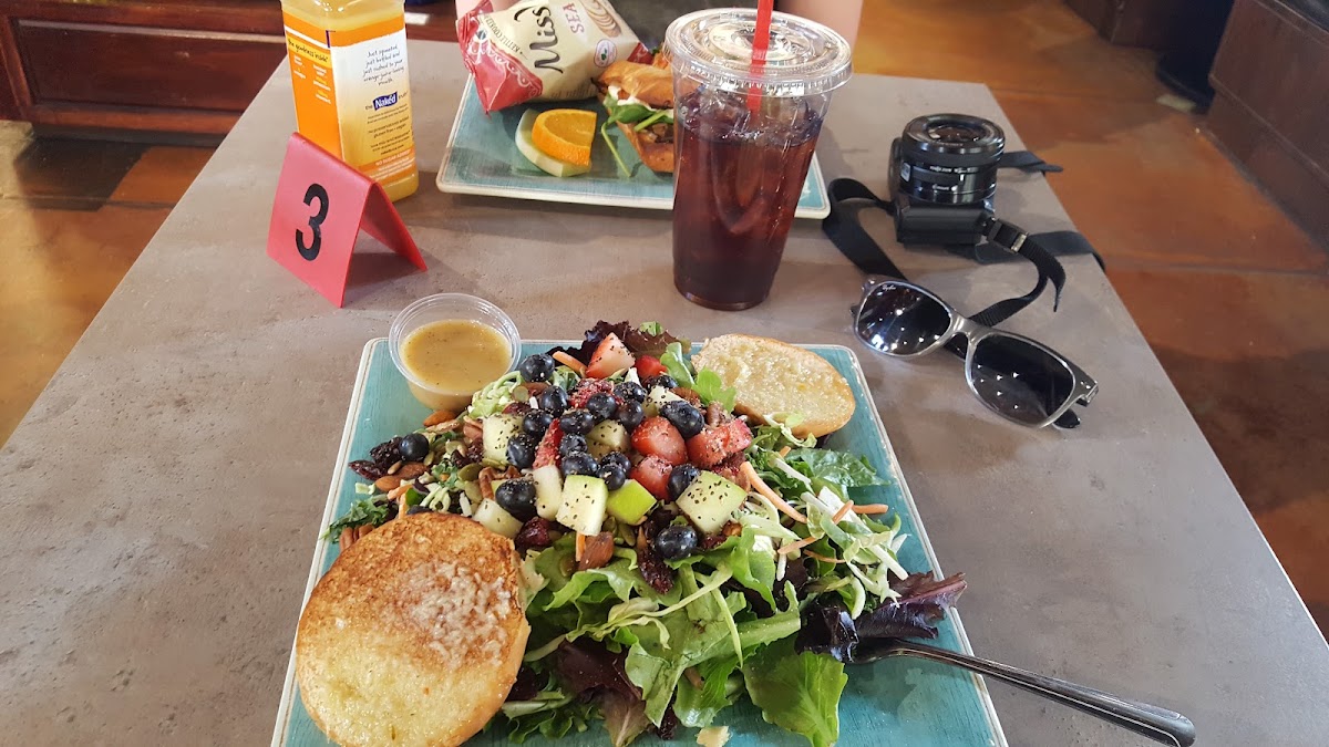 Cafe Soleil - Photo 1