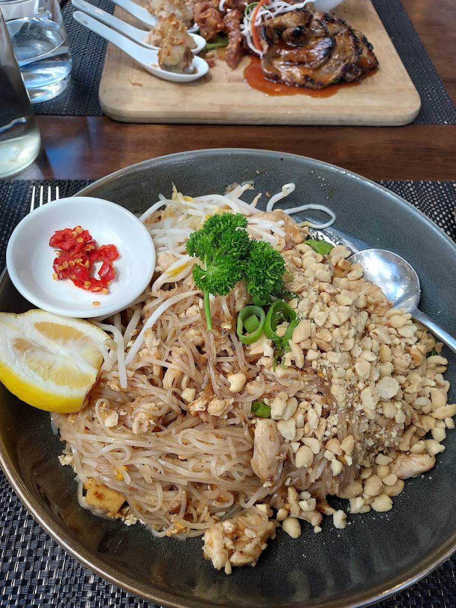 Thai Imperial - Photo 8