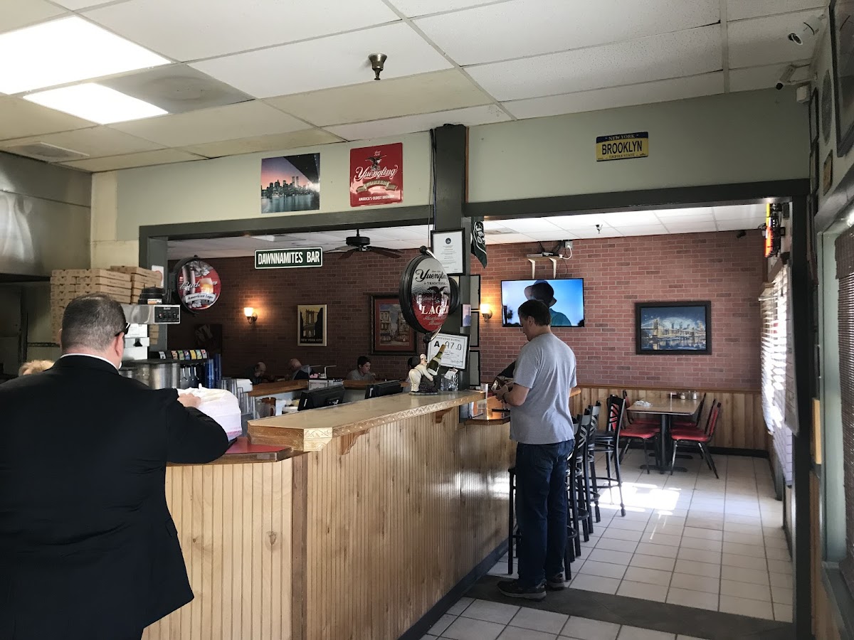 Christopher's Pizza - Photo 3