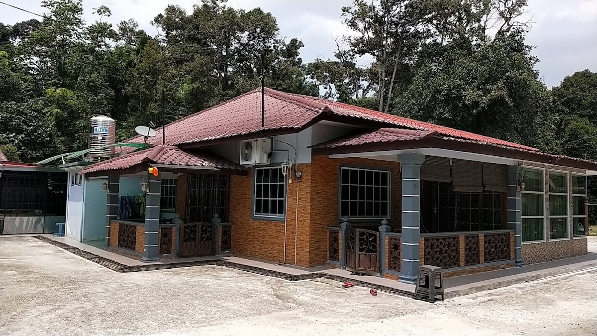 Jaguh Kampung Katering - Photo 1