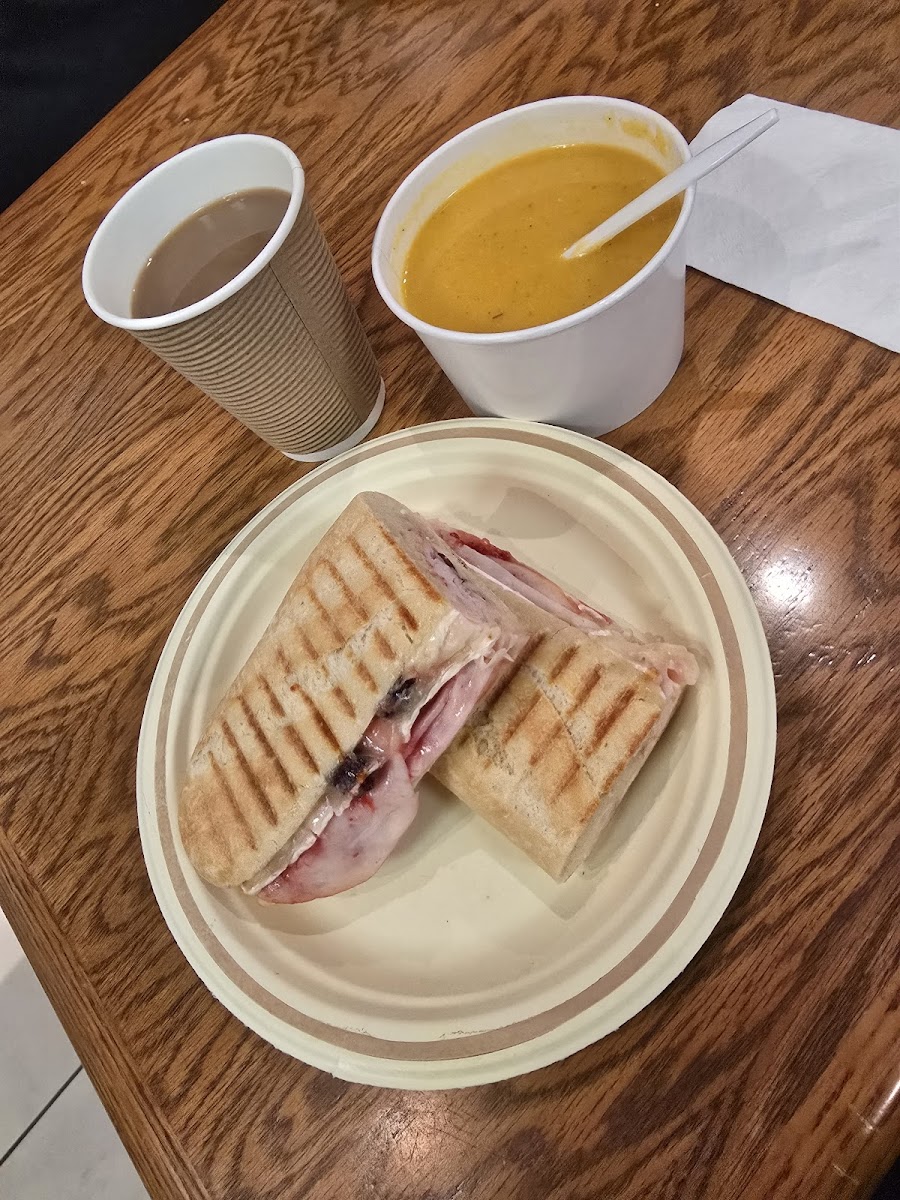 Café Panini - Photo 4