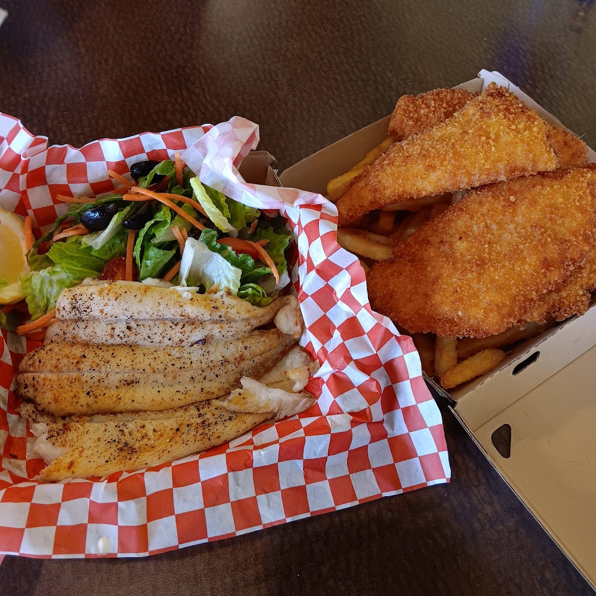 Breakwater Seafoods & Chowder - Photo 5