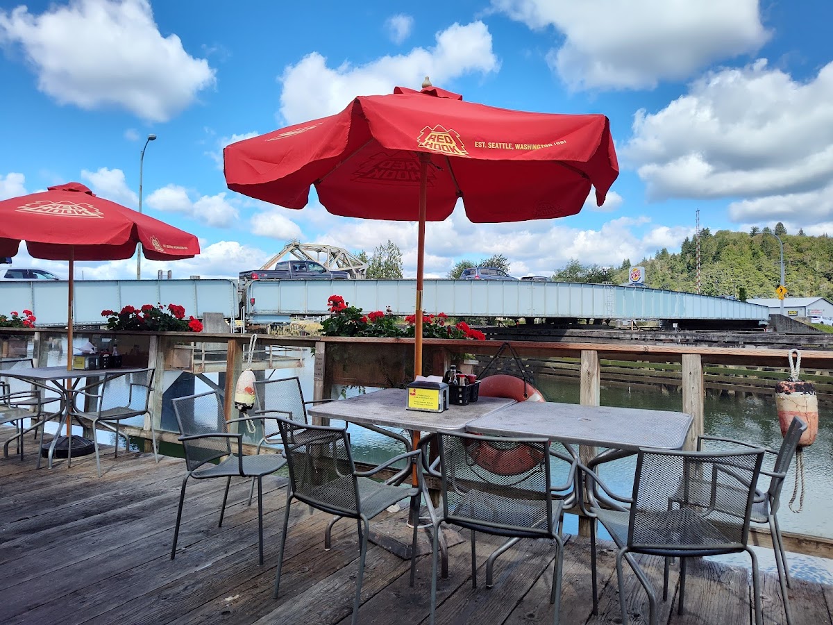 Breakwater Seafoods & Chowder - Photo 7