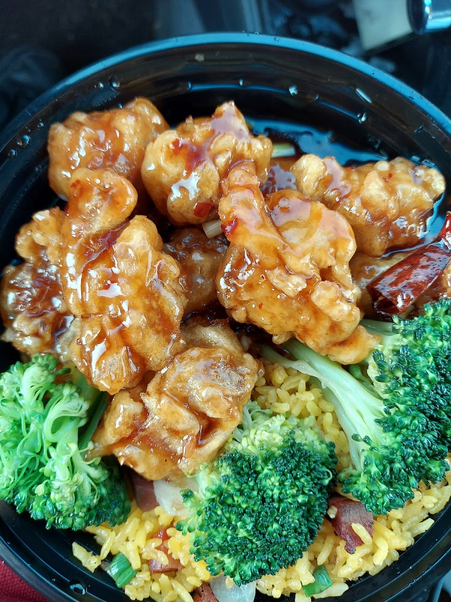 Sinowok Restaurant - Photo 1