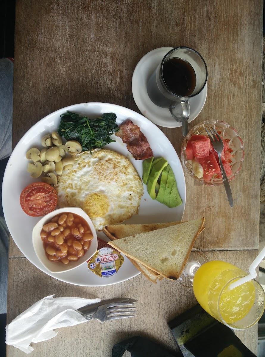 Oka's Bakery & Cafe | Gluten Free Birthday Cake & Bread Canggu - Photo 7