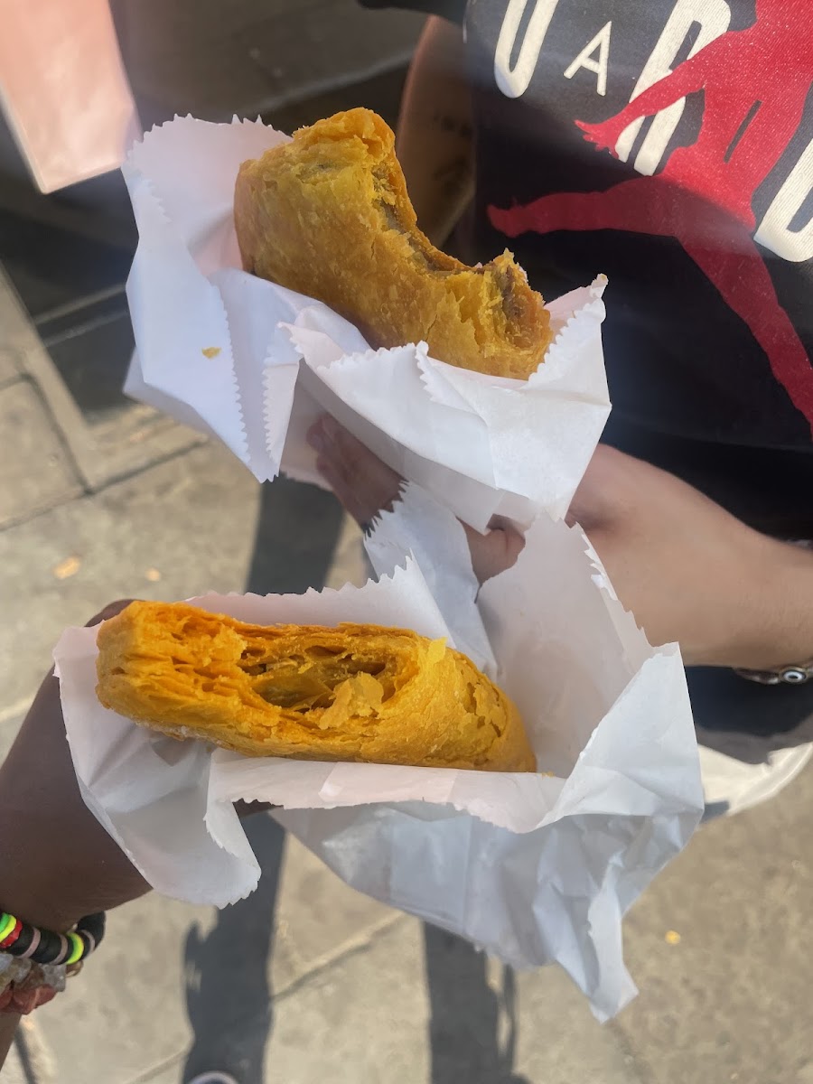 Gabby's Caribbean Takeaway - Photo 6