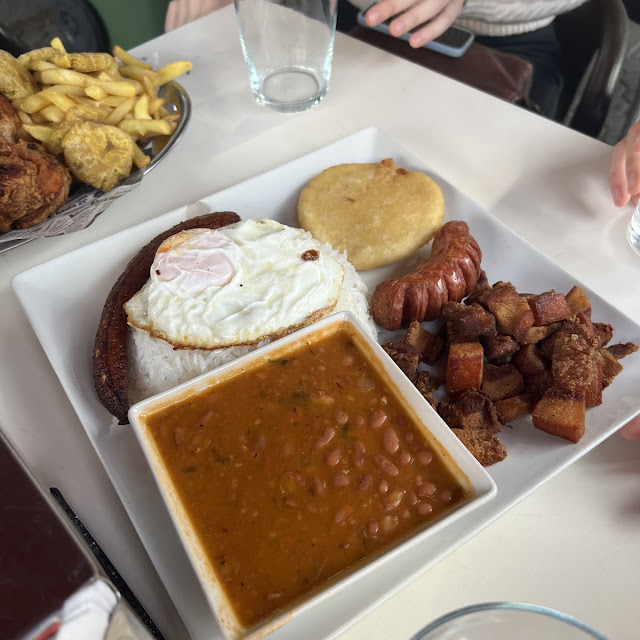 Bandeja Paisa