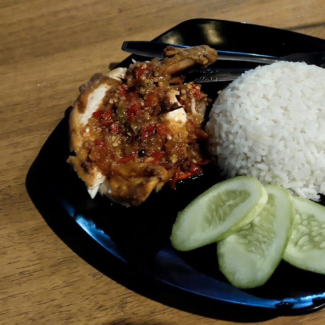 Nasi Ayam Geprek Dan Kopi
