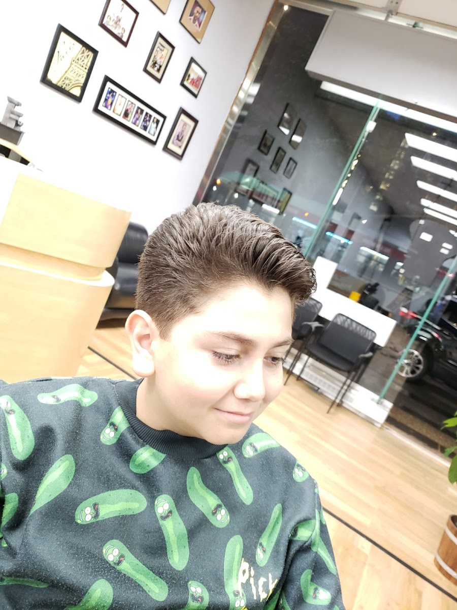 Vancity Barbershop - Photo 9