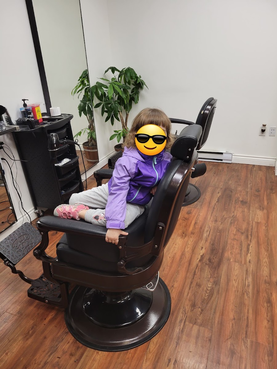 Vancity Barbershop - Photo 8