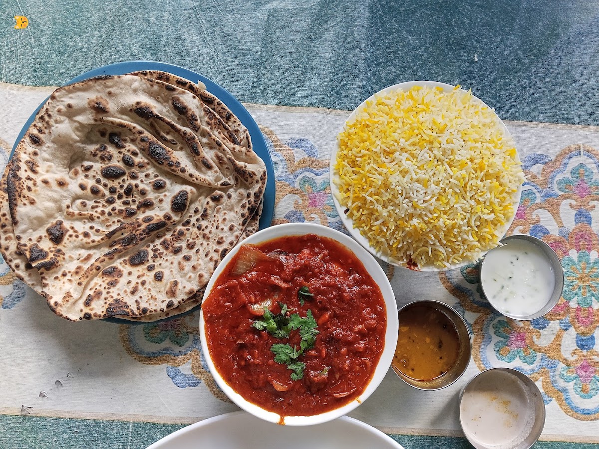 Desi zaika indian restaurant