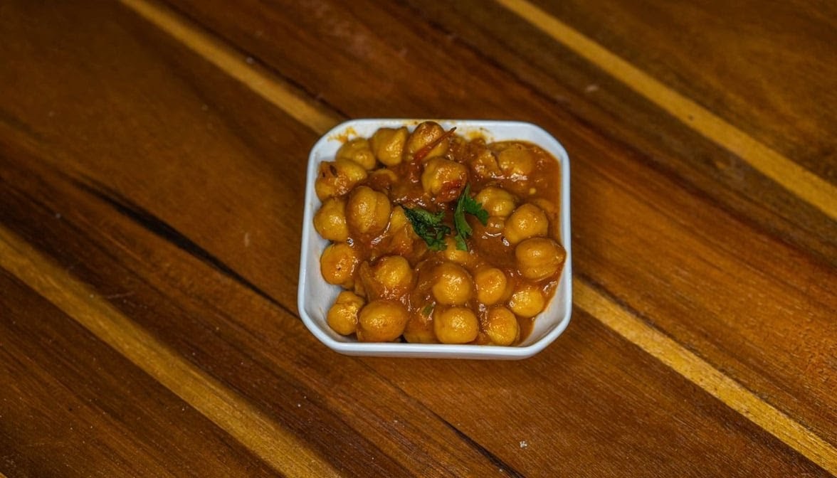 MOMO & Curry Forney - Photo 3