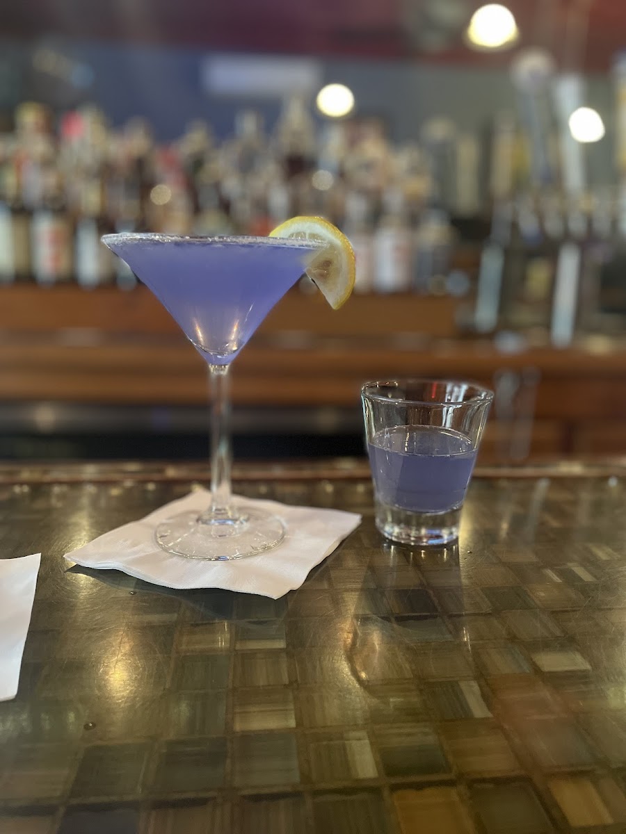 Market Street Bar & Grill - Photo 6
