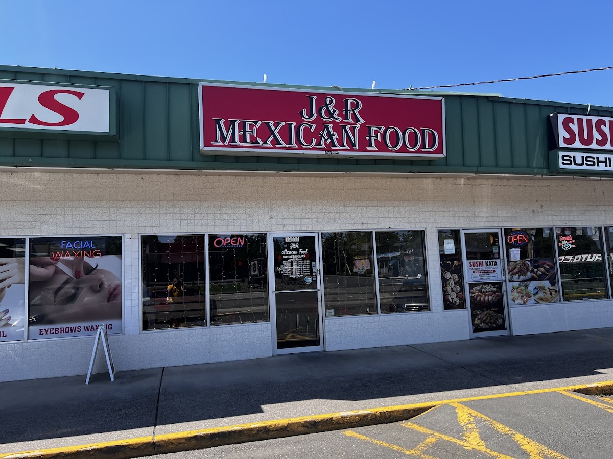 J & R Mexican Food - Photo 6