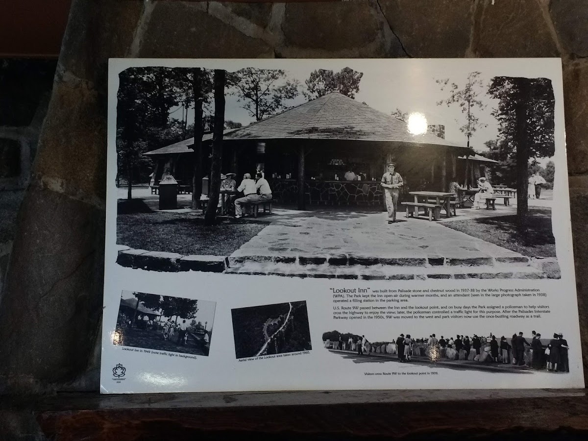 State Line Cafe - Photo 7