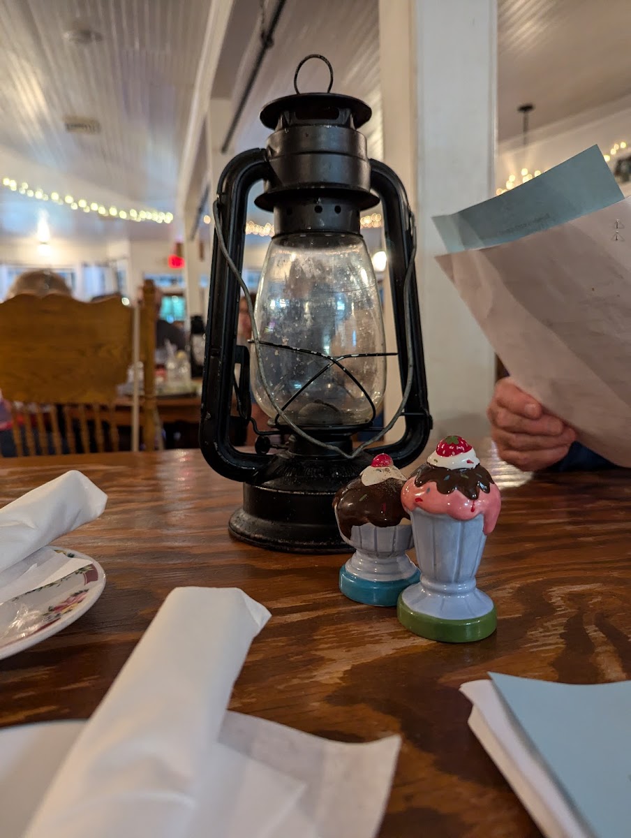 Barbely's Restaurant - Photo 9