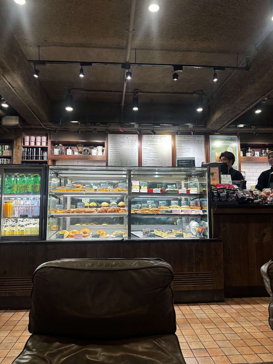 Starbucks (Leighton Centre) - Photo 2
