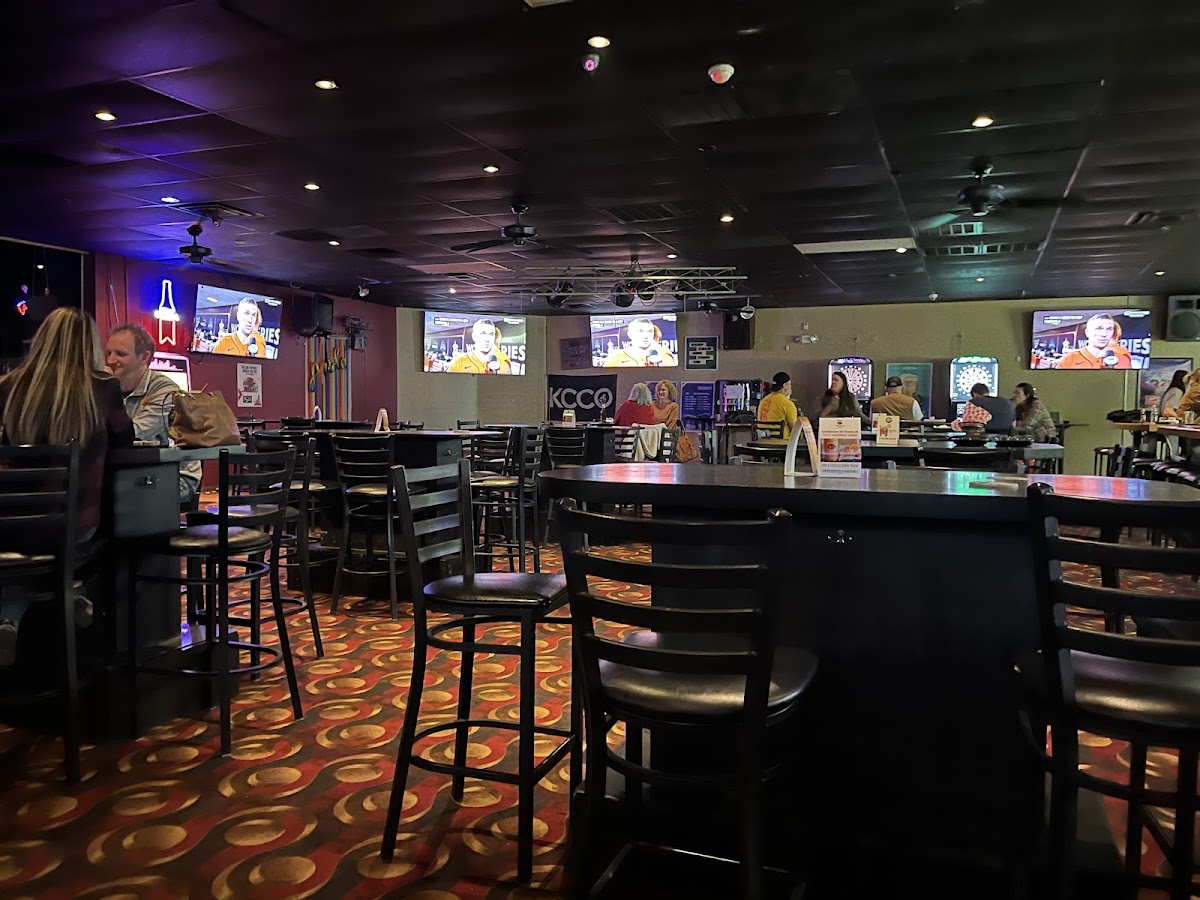 The District Bar Grill