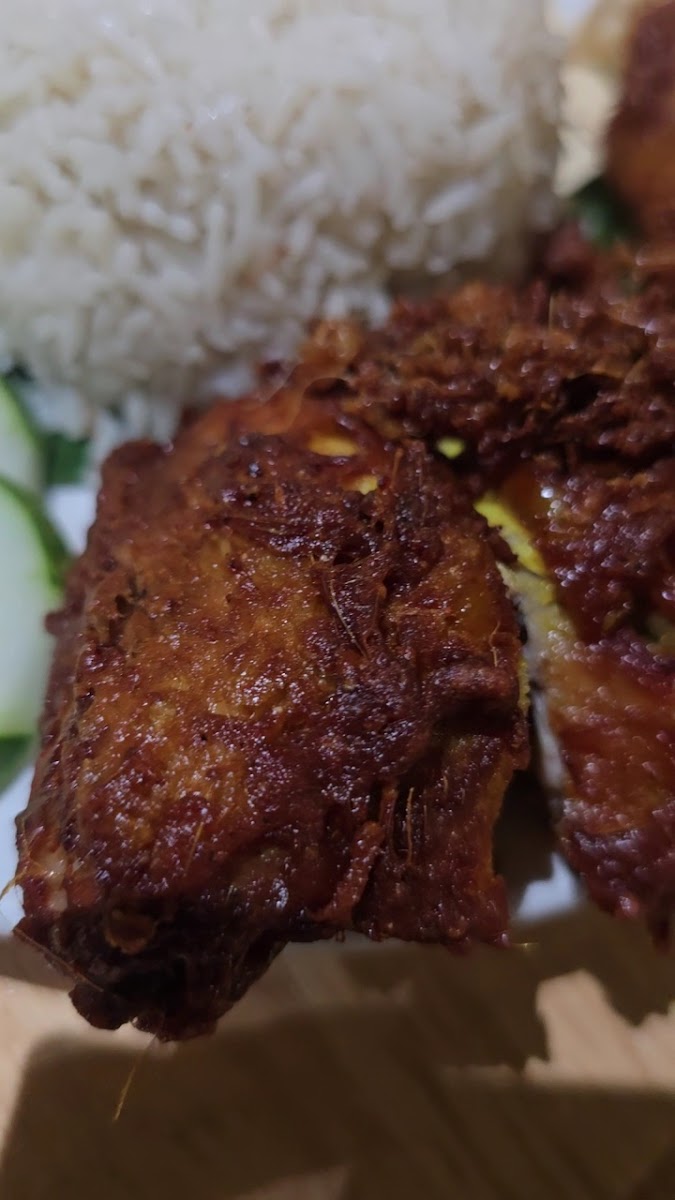 Raub Curry & Cafe - Photo 1