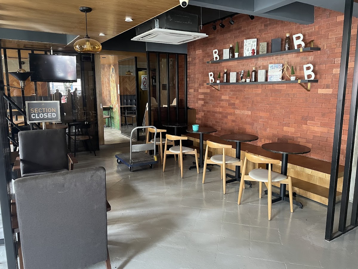 Raub Curry & Cafe - Photo 5