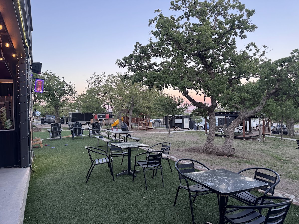 Mythic Barbecue - Photo 1