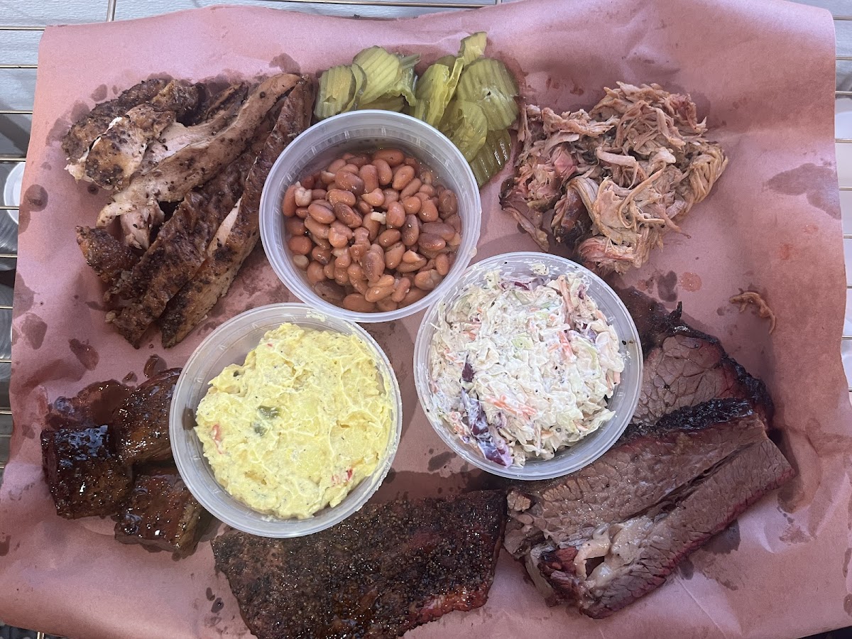 Mythic Barbecue - Photo 5