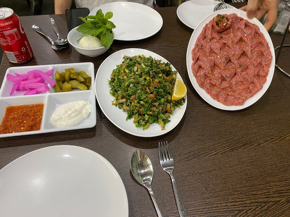 Dadoun Halal Butchery and BBQ restaurant - Photo 9