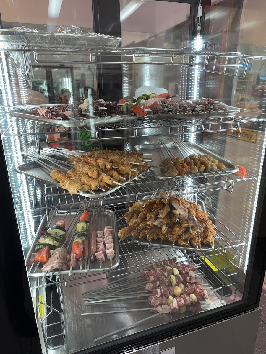 Dadoun Halal Butchery and BBQ restaurant - Photo 6