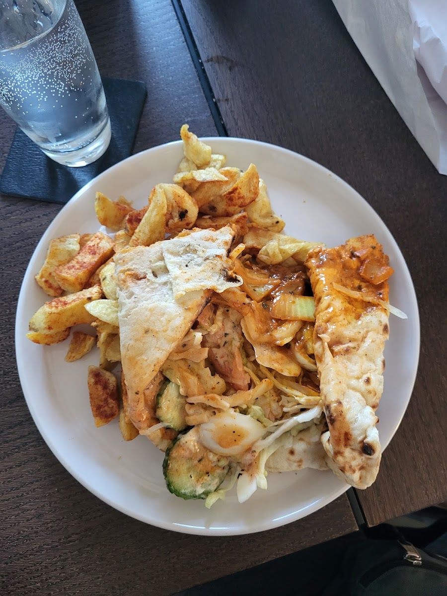 Billy's Fish Bar - Photo 5