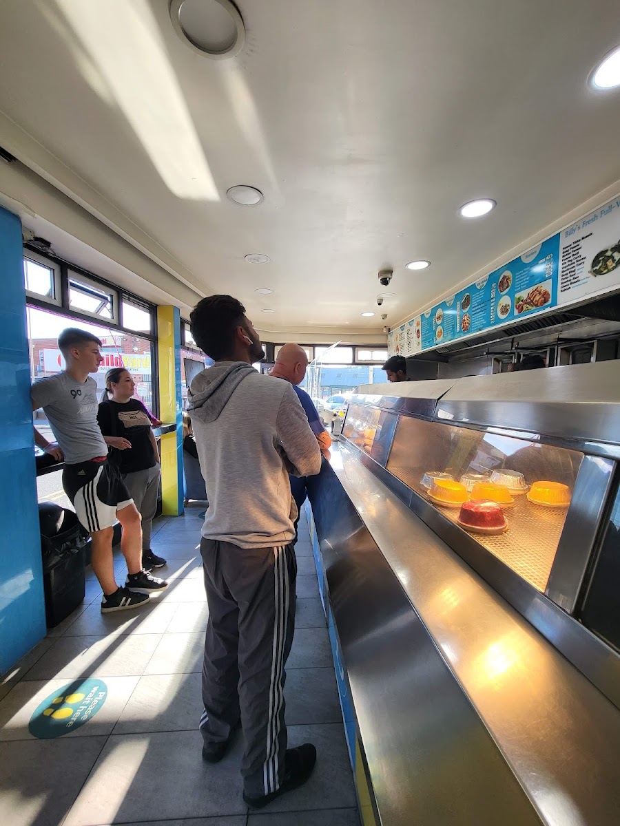 Billy's Fish Bar - Photo 8