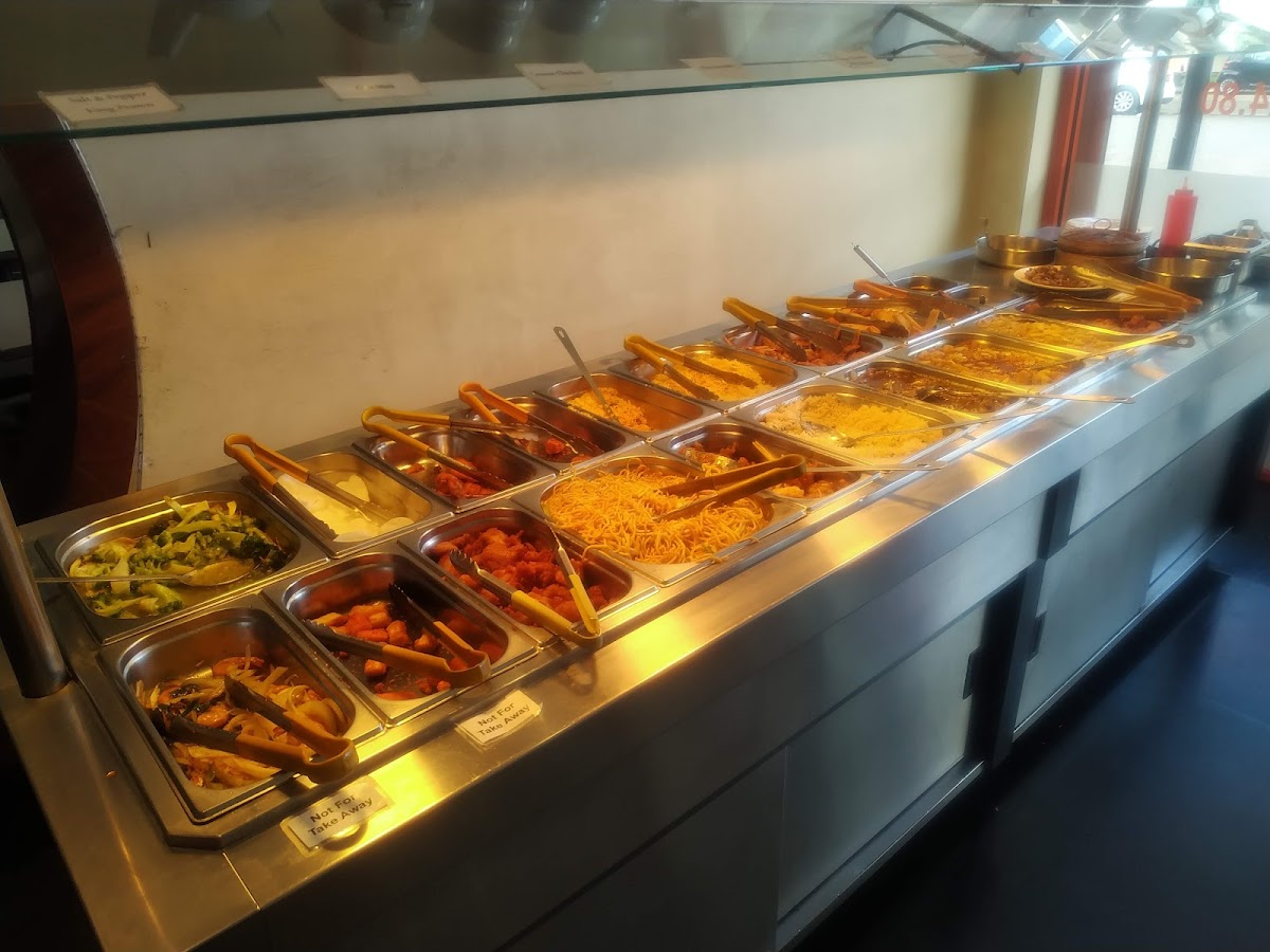 Golden Buffet - Photo 8