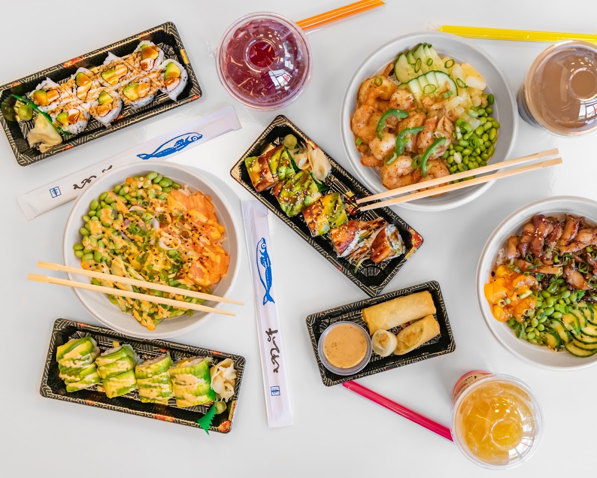 Poké Sushi - Photo 1