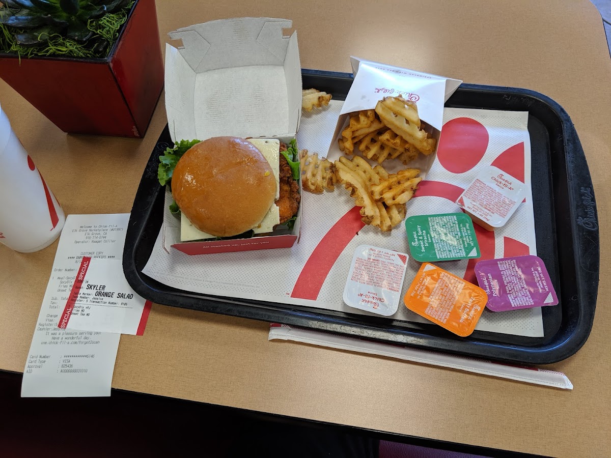 Chick-fil-A - Photo 9