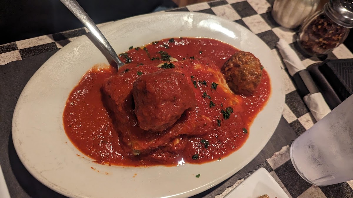Cafora's Pizza Italian Restaurant - Photo 3