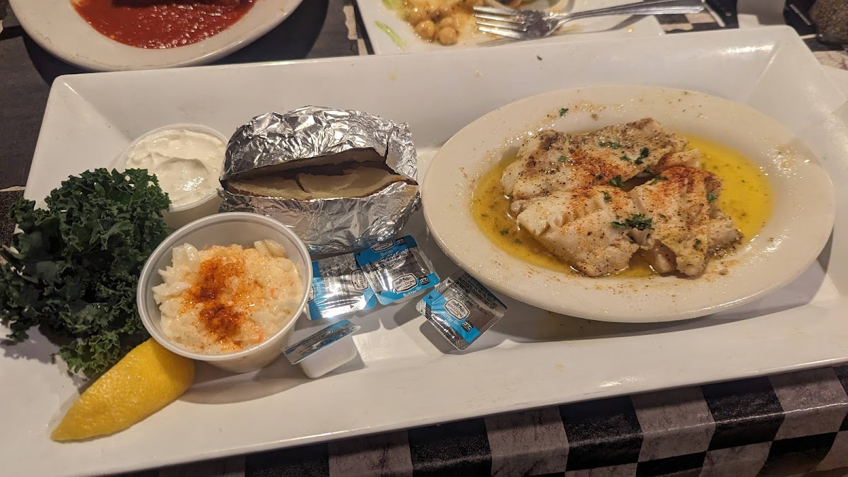 Cafora's Pizza Italian Restaurant - Photo 4