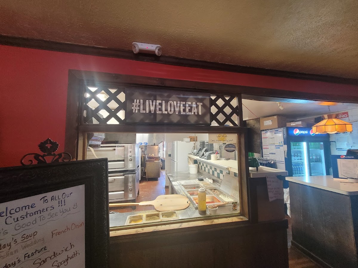 Cafora's Pizza Italian Restaurant - Photo 6