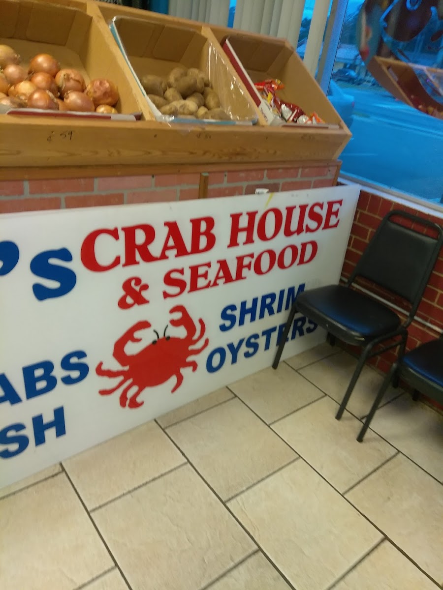 CJ's Crab House - Photo 5