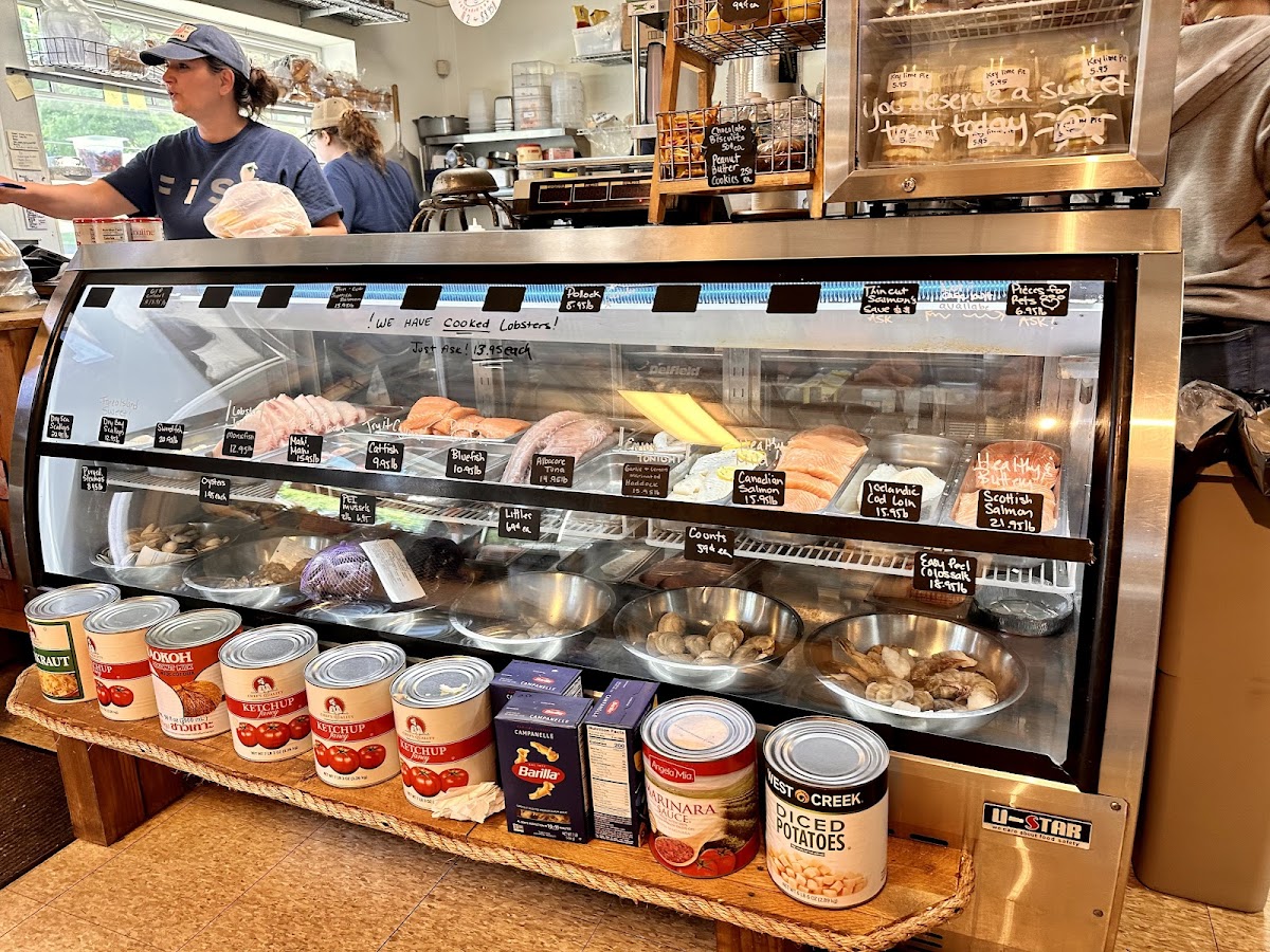 Cold Harbor Seafood & Market - Photo 1