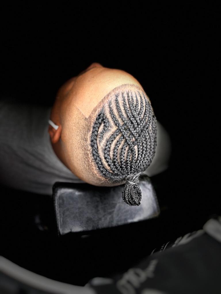 Creator's Touch Barber Shop - Photo 9